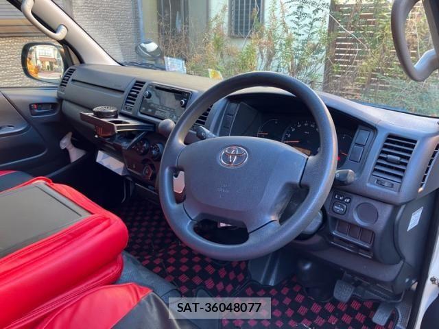 Toyota HIACE VAN 2016-04 2102730-9