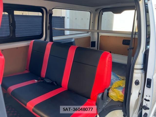 Toyota HIACE VAN 2016-04 2102730-13
