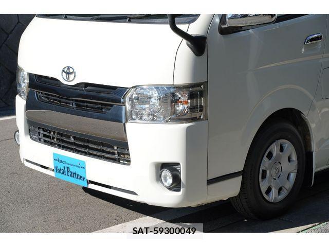 Toyota HIACE VAN 2016-08 2115476-9