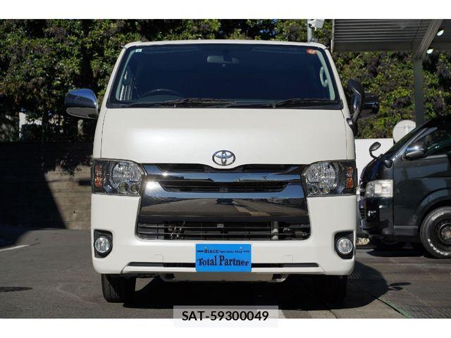 Toyota HIACE VAN 2016-08 2115476-10
