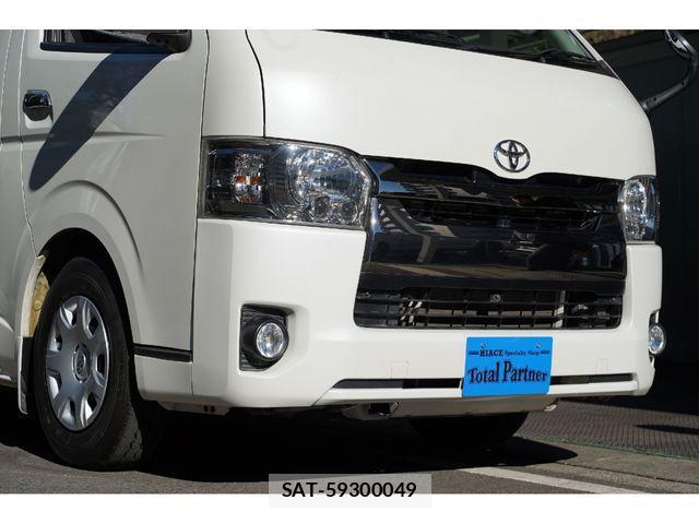 Toyota HIACE VAN 2016-08 2115476-13