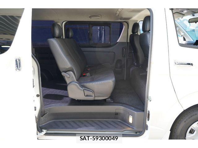 Toyota HIACE VAN 2016-08 2115476-23