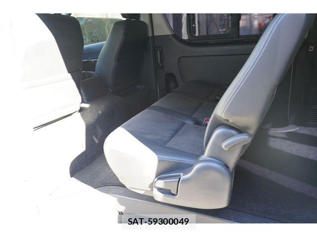 Toyota HIACE VAN 2016-08 2115476-4