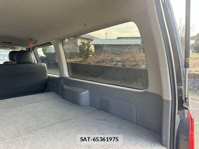 Toyota HIACE VAN 2004-10 2486360-10