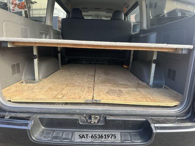 Toyota HIACE VAN 2004-10 2486360-12