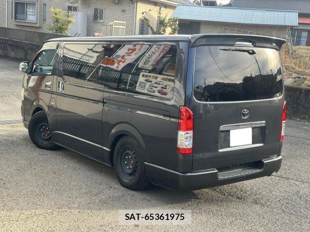 Toyota HIACE VAN 2004-10 2486360-4