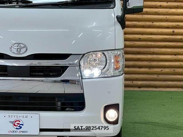 Toyota HIACE VAN 2020-07 2728056-9