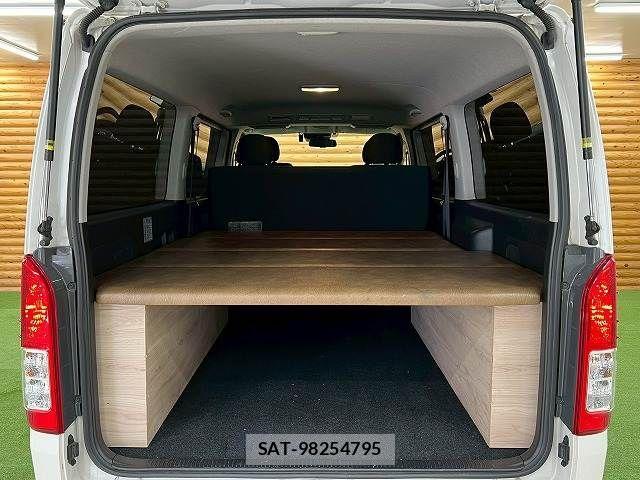Toyota HIACE VAN 2020-07 2728056-19