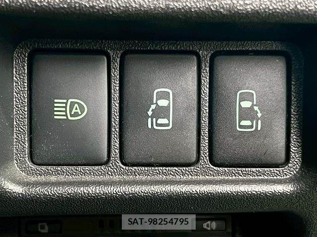 Toyota HIACE VAN 2020-07 2728056-5