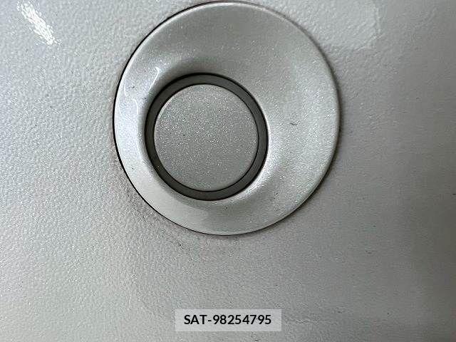Toyota HIACE VAN 2020-07 2728056-6