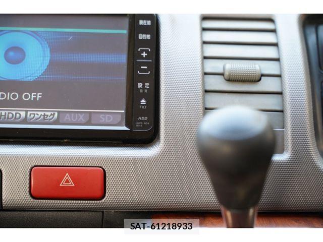 Toyota HIACE VAN 2006-12 2829184-17