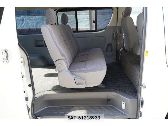 Toyota HIACE VAN 2006-12 2829184-21