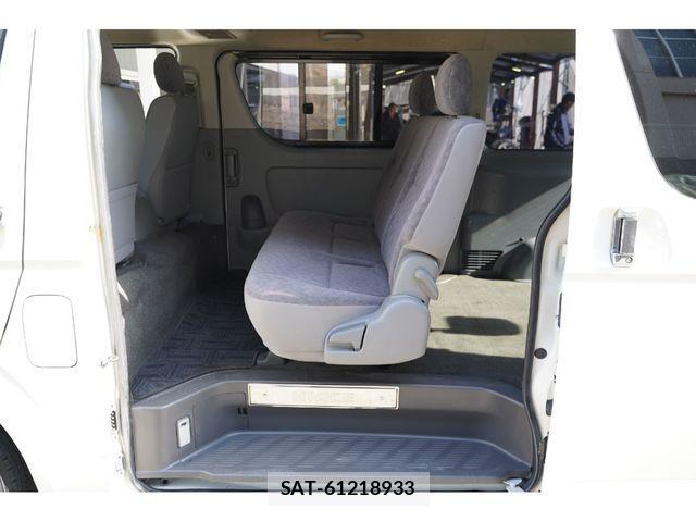 Toyota HIACE VAN 2006-12 2829184-28