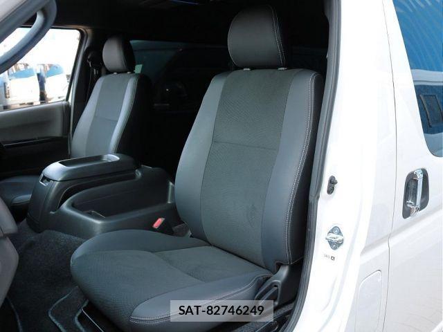 Toyota HIACE VAN 2023-01 2961514-10