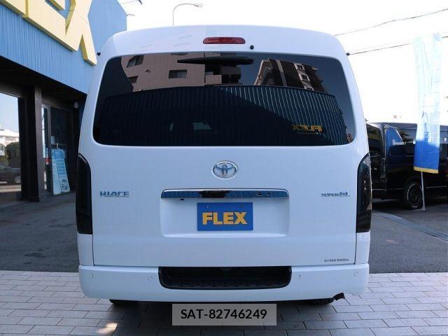 Toyota HIACE VAN 2023-01 2961514-19
