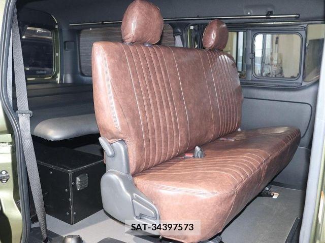 Toyota HIACE VAN 2019-01 2961508-10