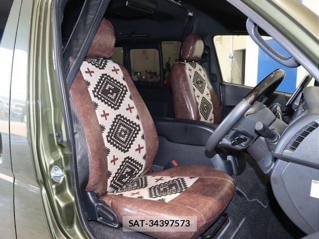 Toyota HIACE VAN 2019-01 2961508-2