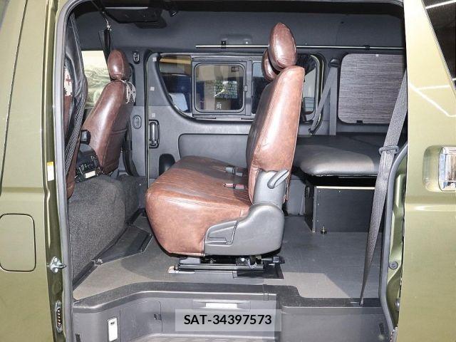 Toyota HIACE VAN 2019-01 2961508-7