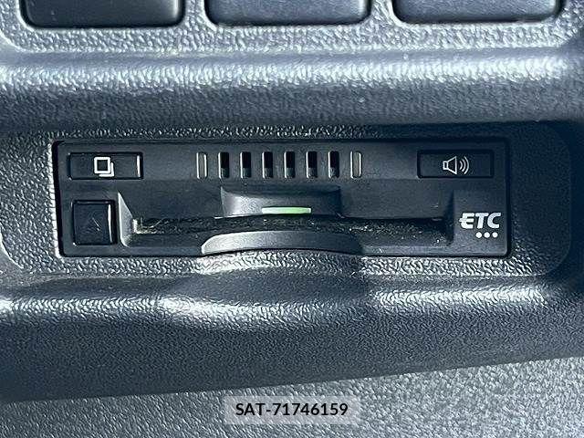 Toyota HIACE VAN 2023-01 3065510-9