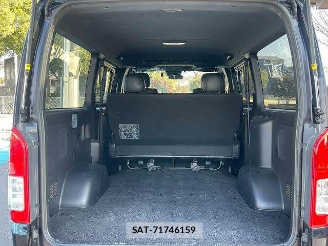 Toyota HIACE VAN 2023-01 3065510-12