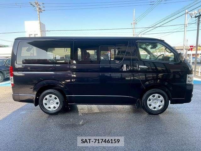 Toyota HIACE VAN 2023-01 3065510-13