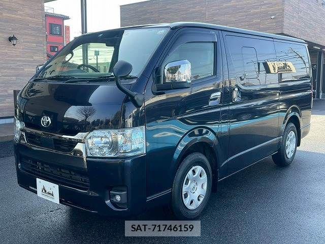 Toyota HIACE VAN 2023-01 3065510-15