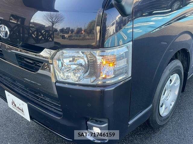 Toyota HIACE VAN 2023-01 3065510-19
