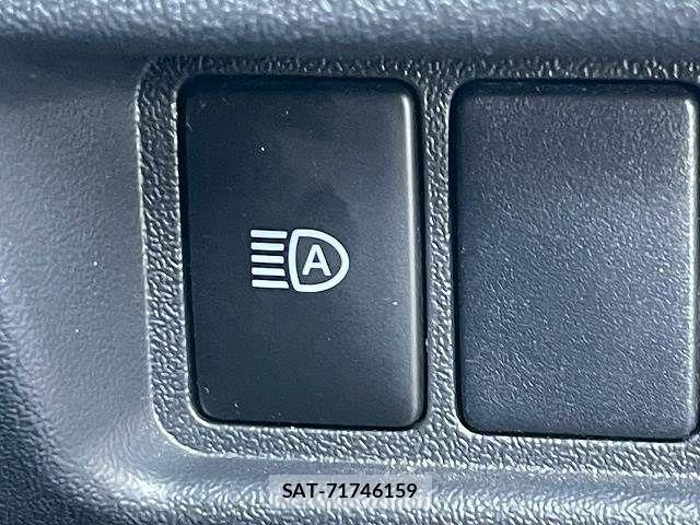Toyota HIACE VAN 2023-01 3065510-5
