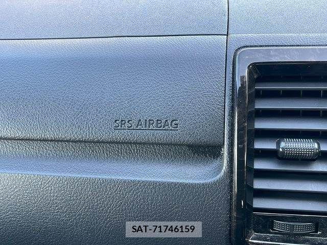 Toyota HIACE VAN 2023-01 3065510-8