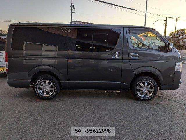 Toyota HIACE VAN 2014-03 3065540-15