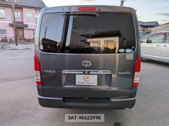 Toyota HIACE VAN 2014-03 3065540-17