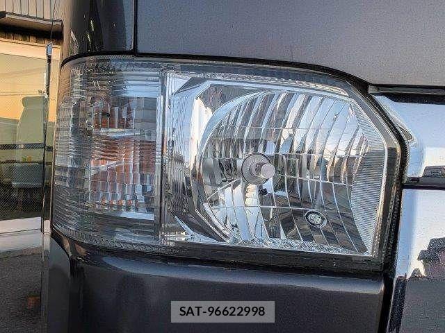 Toyota HIACE VAN 2014-03 3065540-21