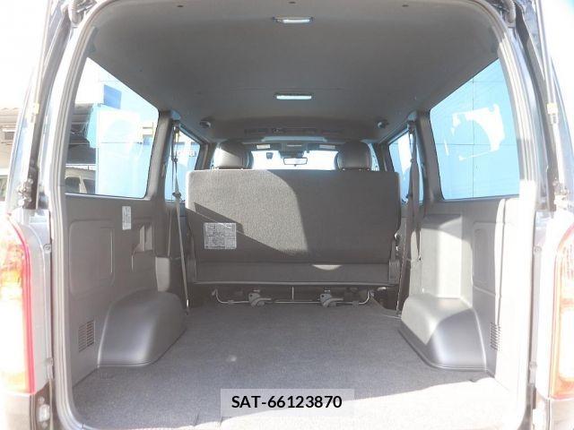 Toyota HIACE VAN 2020-01 3374683-1