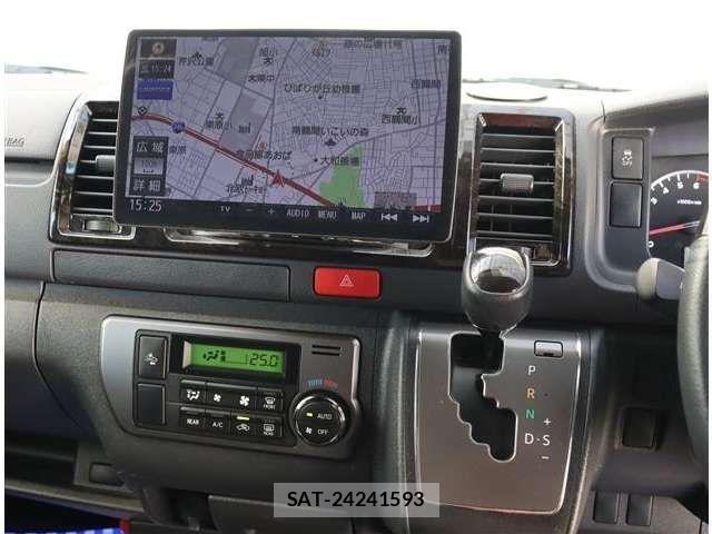 Toyota HIACE VAN 2020-03 3374741-5