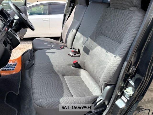 Toyota HIACE VAN 2015-03 3374811-20