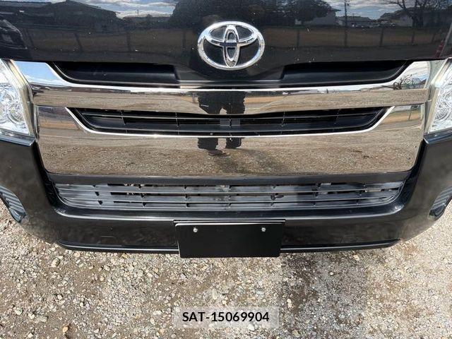 Toyota HIACE VAN 2015-03 3374811-28