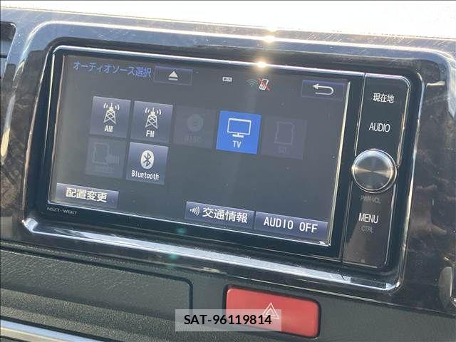 Toyota HIACE VAN 2018-04 3671370-2