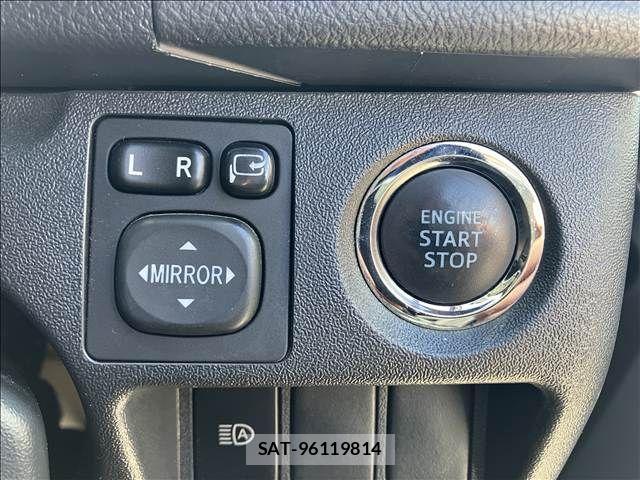 Toyota HIACE VAN 2018-04 3671370-6