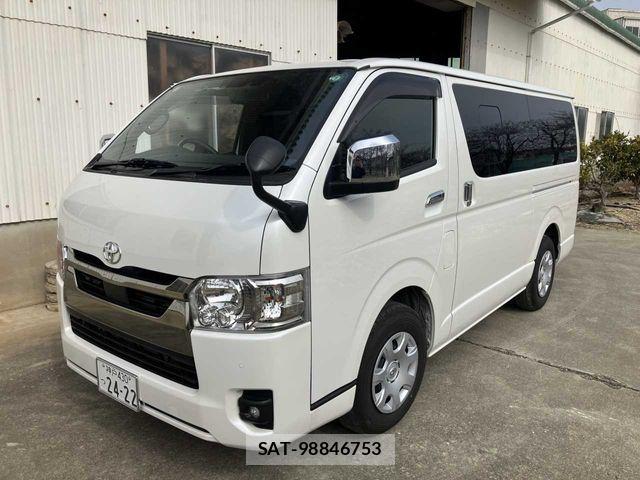 Toyota HIACE VAN 2025-03 3671260-3