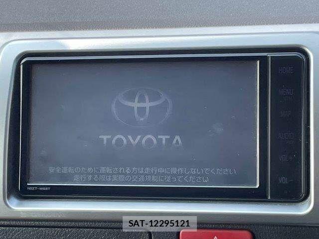 Toyota HIACE VAN 2019-06 3671353-3