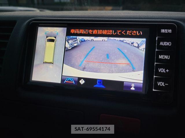 Toyota HIACE VAN 2021-08 3671354-5