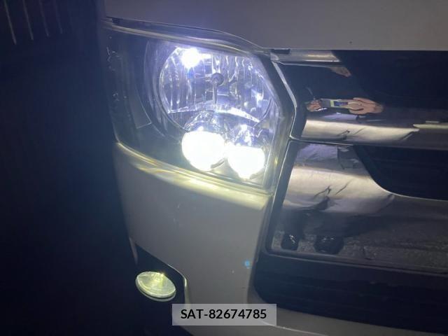 Toyota HIACE VAN 2012-10 3832863-10