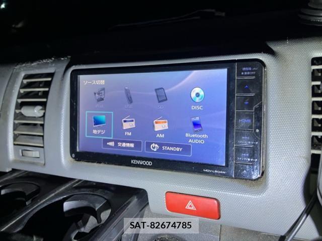 Toyota HIACE VAN 2012-10 3832863-24