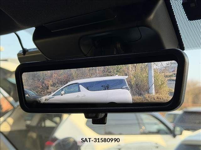 Toyota HIACE VAN 2024-08 3832842-14