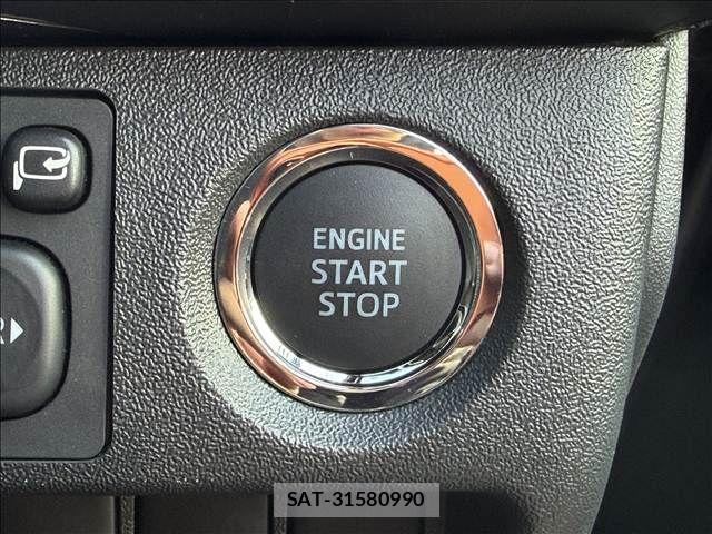 Toyota HIACE VAN 2024-08 3832842-16