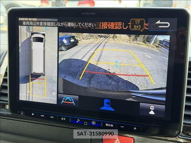 Toyota HIACE VAN 2024-08 3832842-2