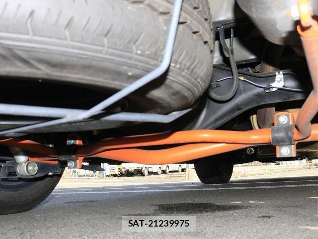 Toyota HIACE VAN 2022-01 3832843-19