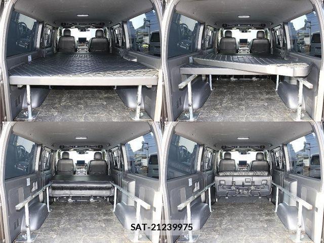 Toyota HIACE VAN 2022-01 3832843-5