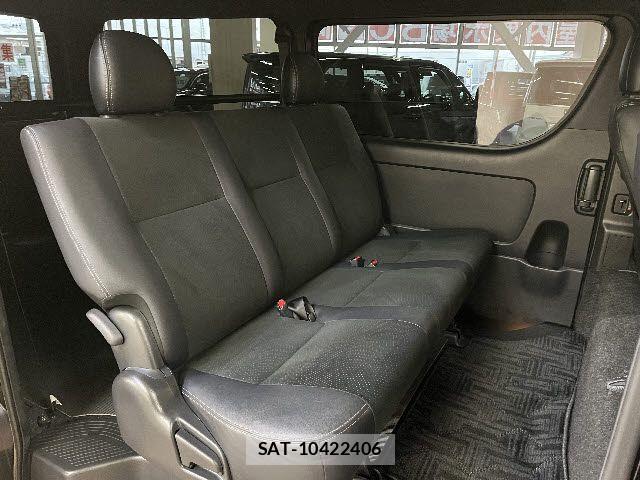 Toyota HIACE VAN 2022-12 3906069-9