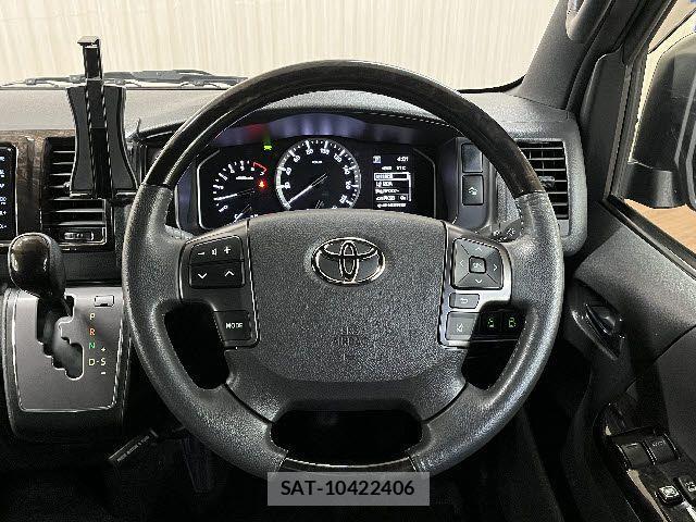 Toyota HIACE VAN 2022-12 3906069-13